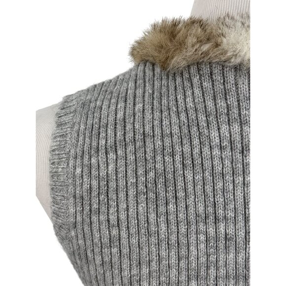 Vtg Y2K H&M Gray Faux Fur Trim Gray Knit Sweater Vest | Indie Streetwear Baddie - Picture 8 of 16